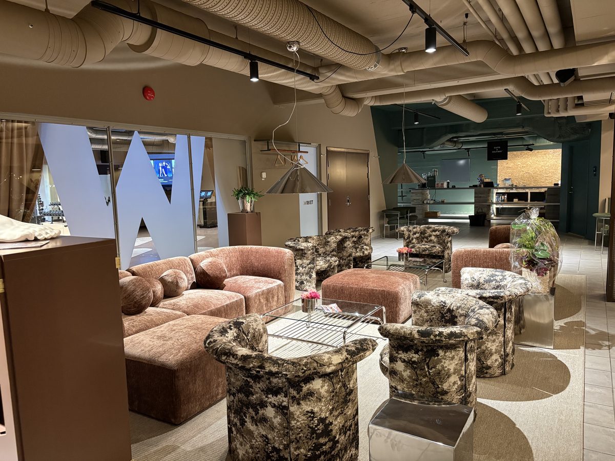 WRKET Lounge